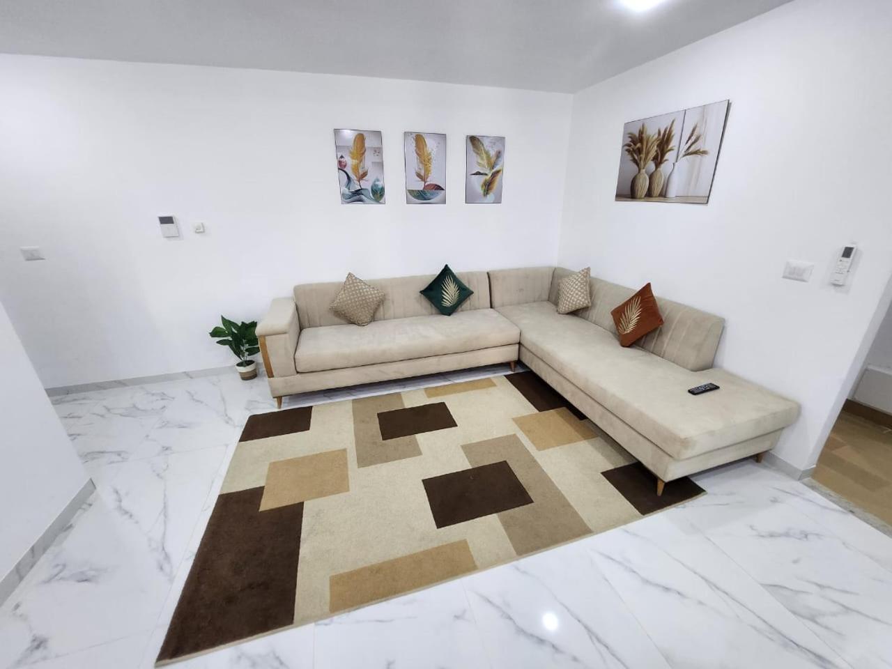 Elegant S1 Meuble Garde A Ariana -Tunis Apartment Exterior foto