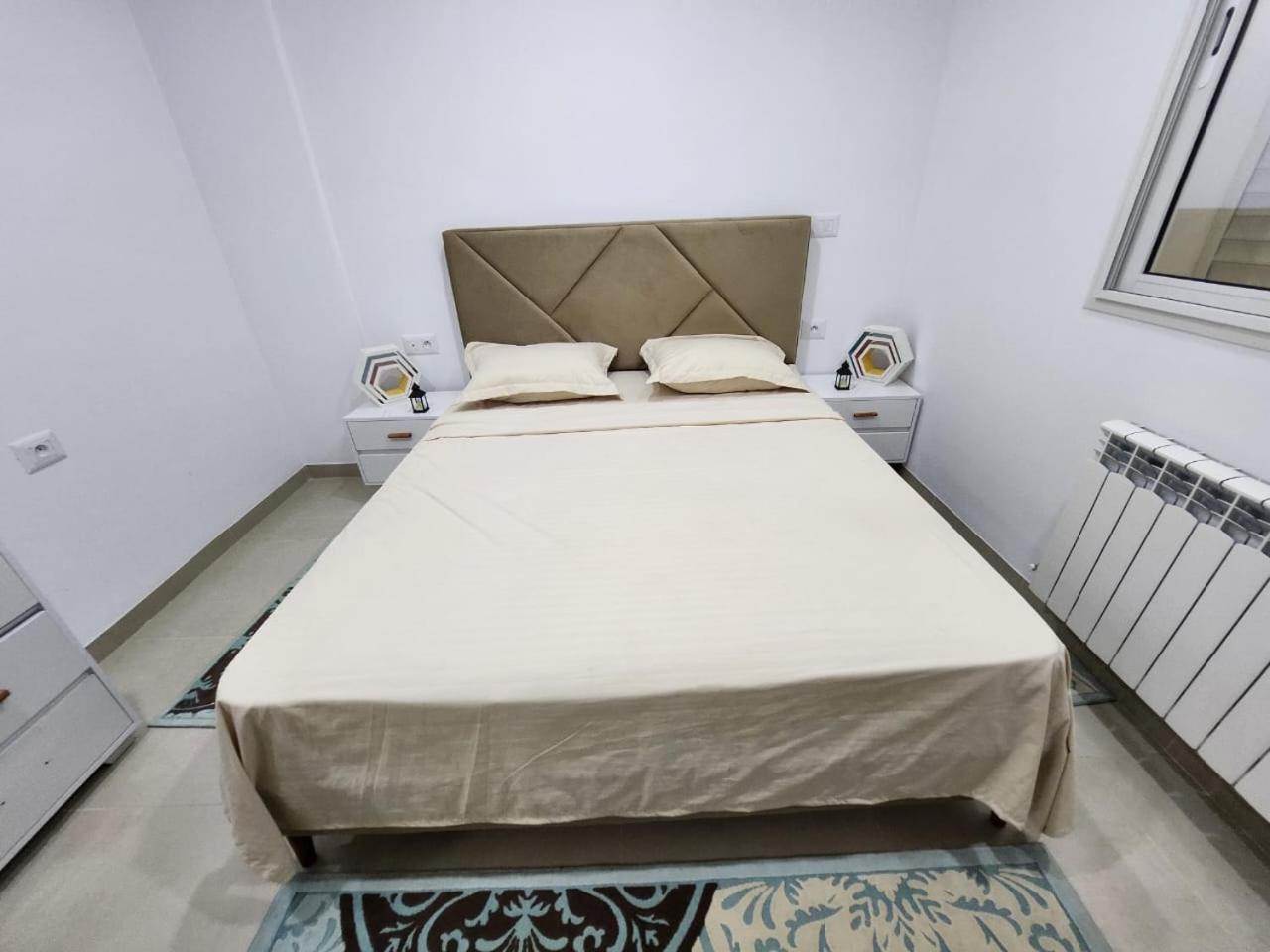 Elegant S1 Meuble Garde A Ariana -Tunis Apartment Exterior foto